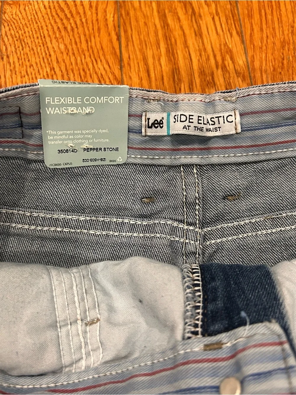 Lee nwt side